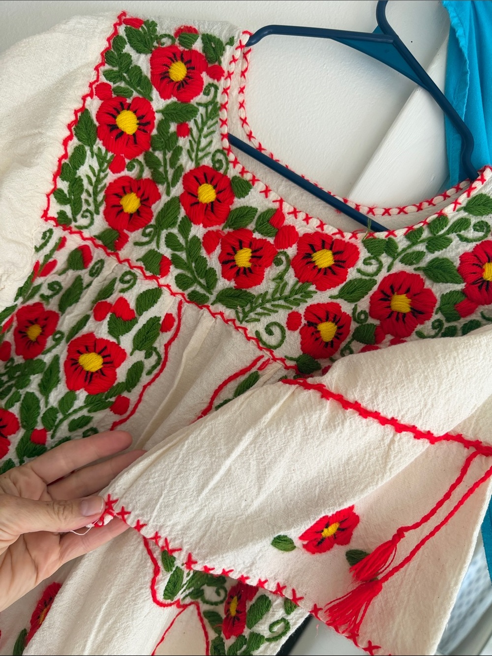 Vintage Mexican embroidered maxi dress - Picture 2 of 4